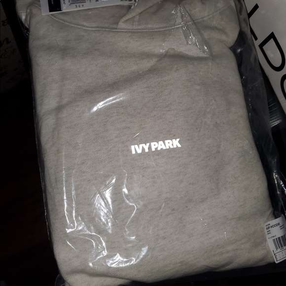NWT Adidas x IVY PARK Beyoncé SZ LG Cargo Hoodie - Picture 6 of 6